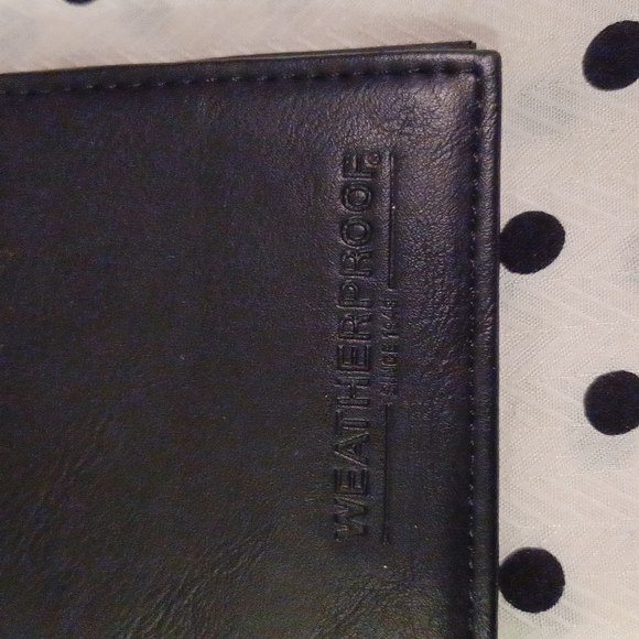 Weatherproof - Picture 2 of 7